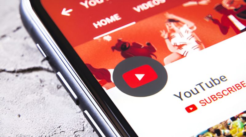 L’icône YouTube affichée sur l’écran d’un smartphone.