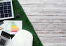Objets liés à l'énergie et à la maison, avec un panneau solaire et un schéma d'efficacité énergétique